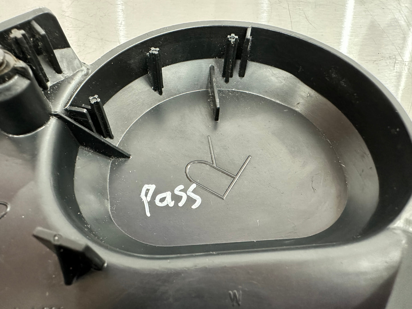 99-04 Ford Mustang Front RH Passenger Seat Hinge Cover OEM F6ZB-76626A12-AAW #B