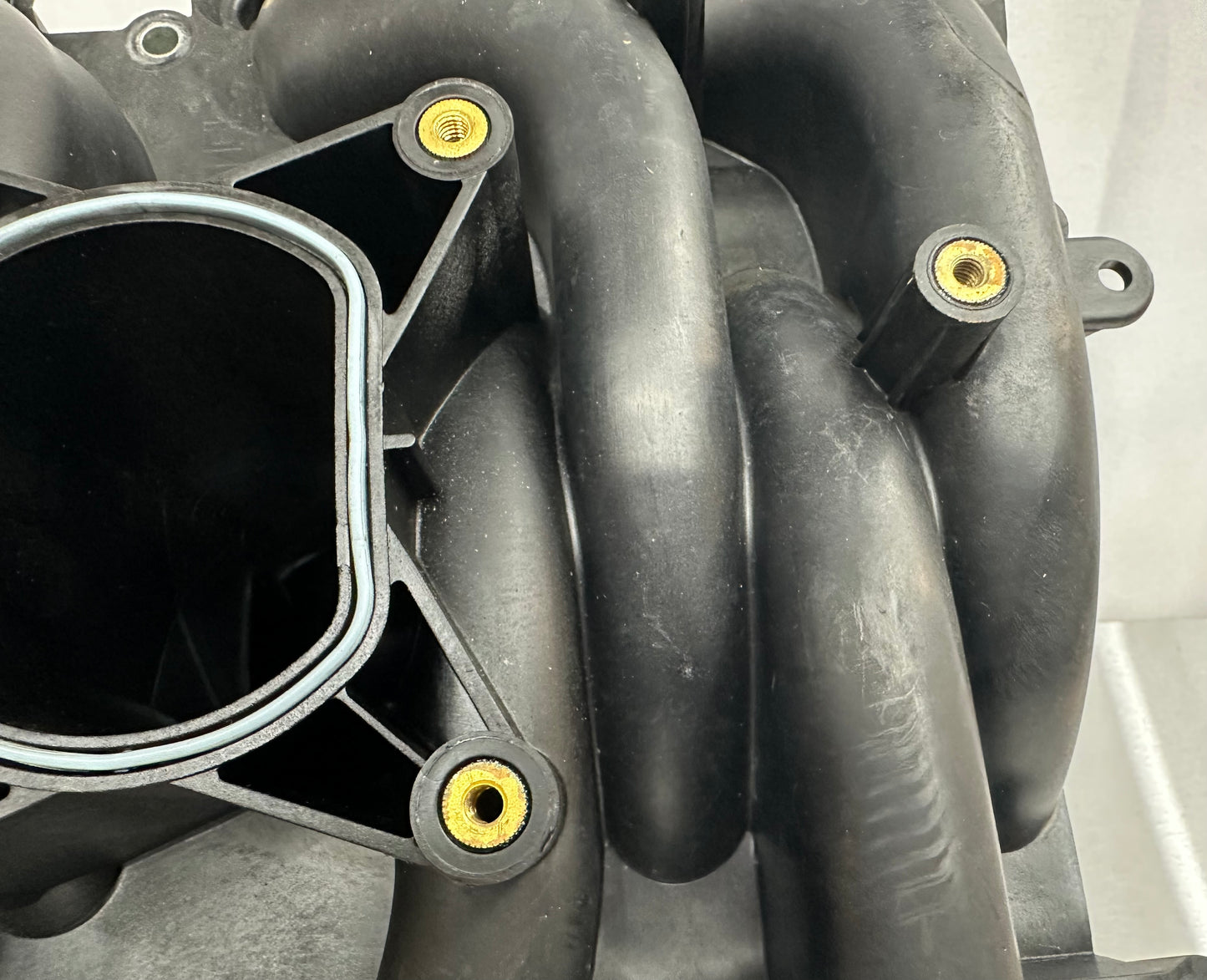 99-04 Ford Mustang Intake Manifold OEM 1W7E-9424-AB, F6ZE-8594-AB, 7L3E-8575-CA, RF5W7E-8C368-AB #01