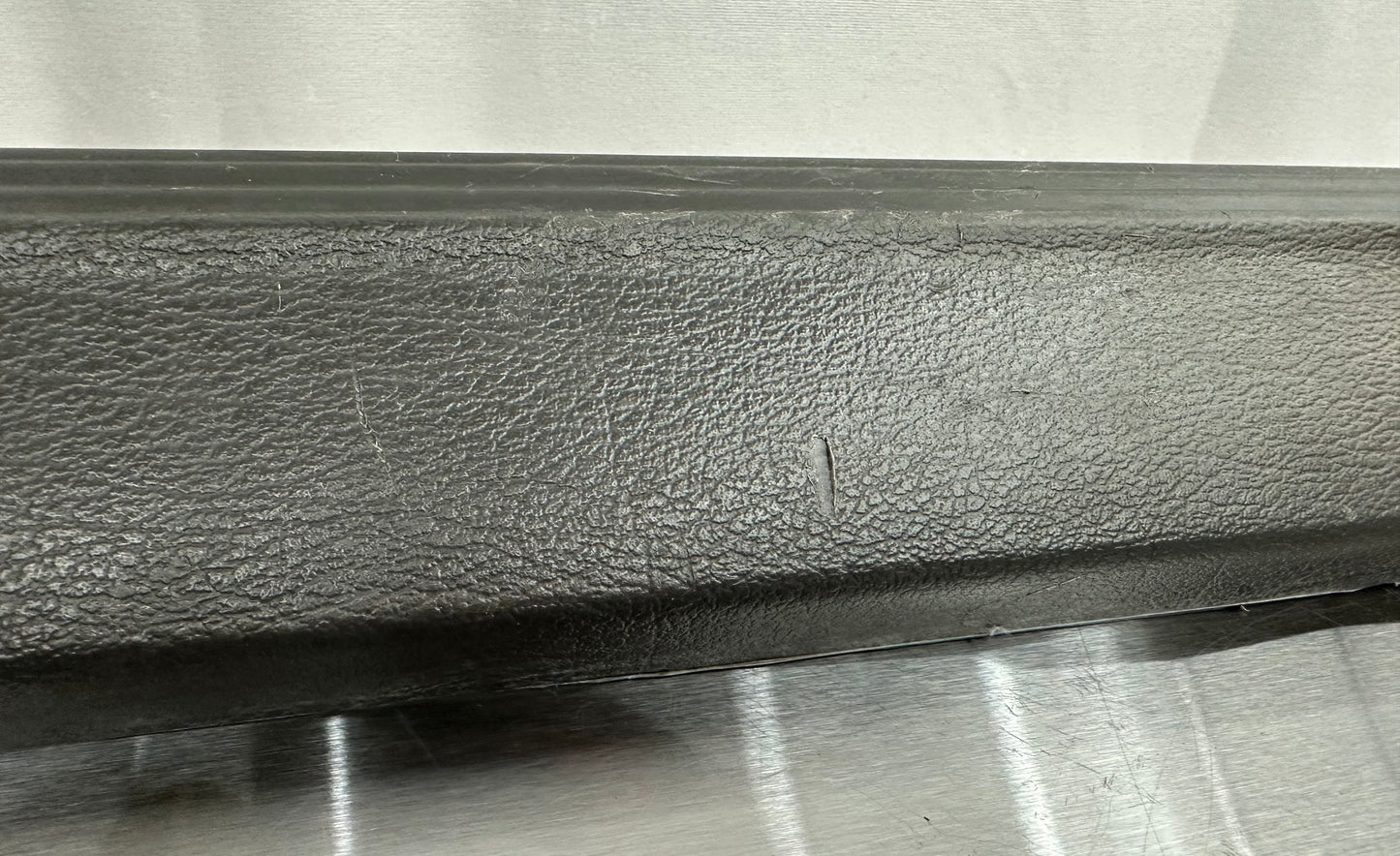 99-04 Ford Mustang Door Sill LH Driver  OEM YR33-6313201-AAW #01