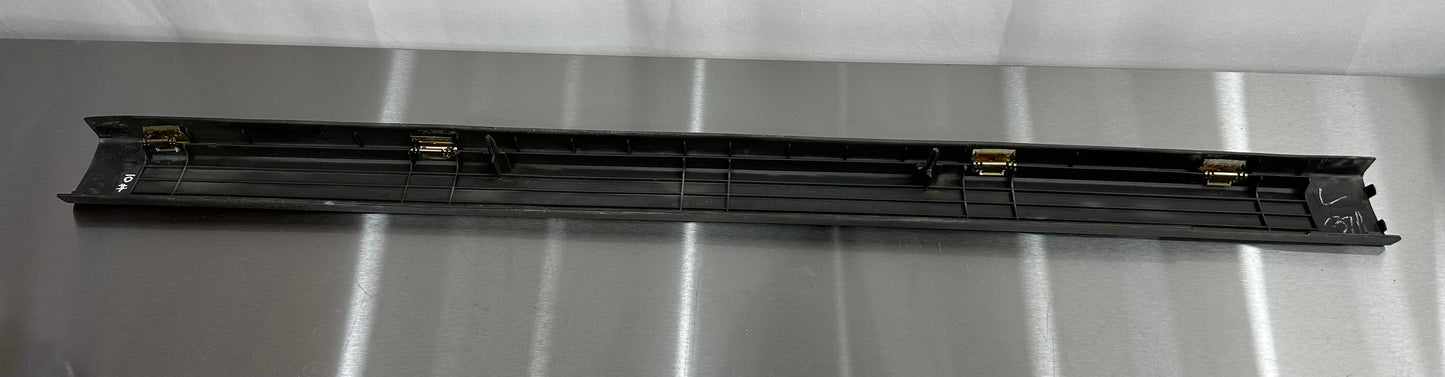 99-04 Ford Mustang Door Sill LH Driver  OEM YR33-6313201-AAW #01