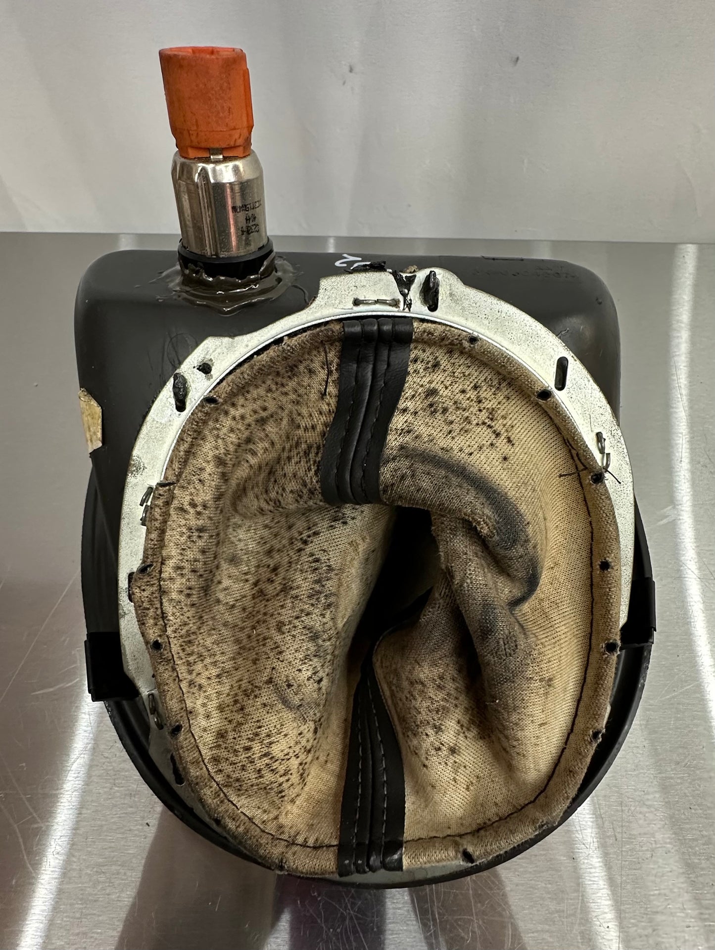 99-04 Ford Mustang Automatic Shifter Console Trim Bezel W/ 20V Cigarette Lighter OEM XR3X-6304567-AAW, 3R33-63045844-DA #01