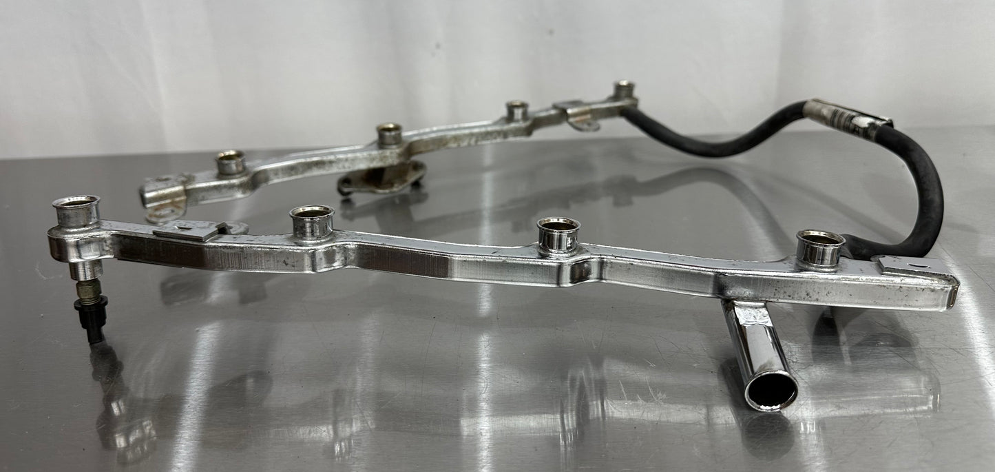 99-04 Ford Mustang Fuel Rail OEM XR3E-9F782-HD #01