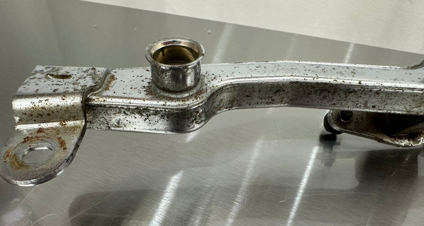 99-04 Ford Mustang Fuel Rail OEM XR3E-9F782-HD #01