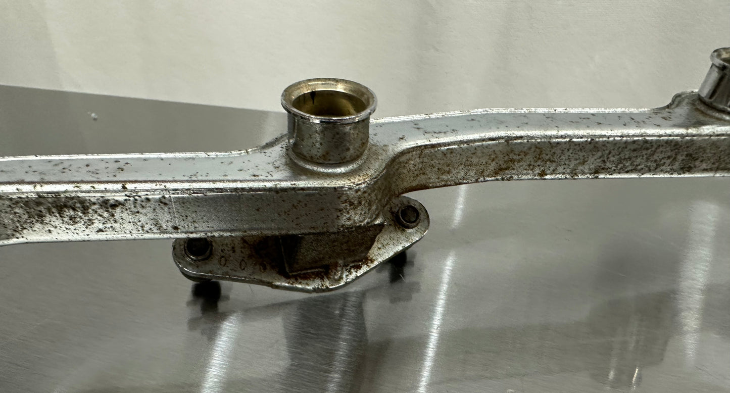 99-04 Ford Mustang Fuel Rail OEM XR3E-9F782-HD #01