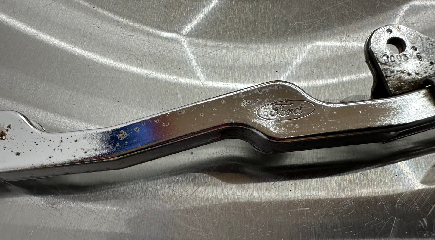 99-04 Ford Mustang Fuel Rail OEM XR3E-9F782-HD #01