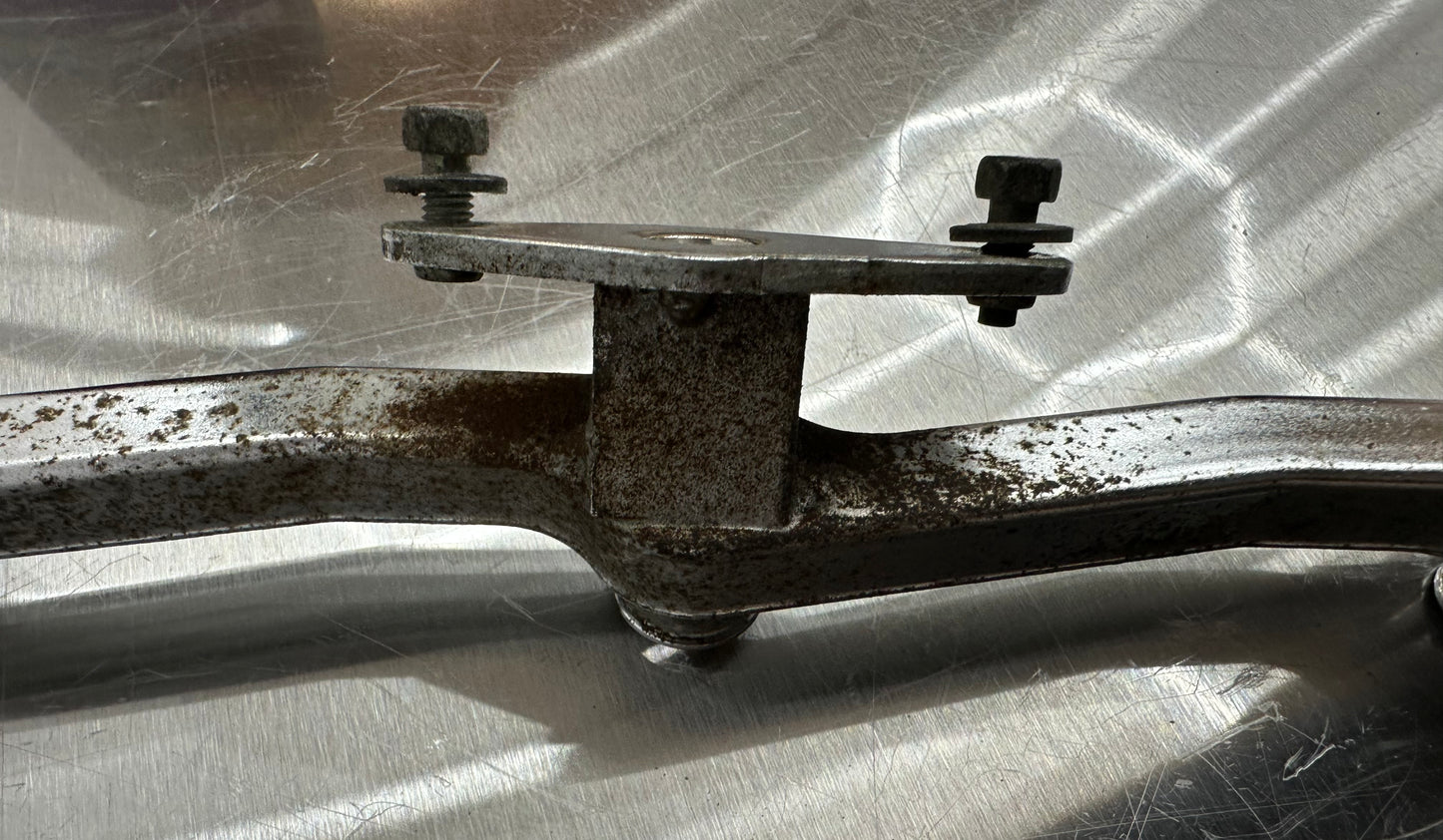 99-04 Ford Mustang Fuel Rail OEM XR3E-9F782-HD #01