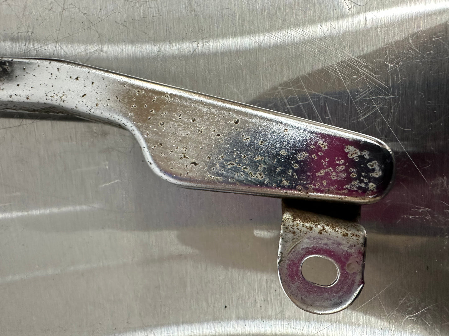 99-04 Ford Mustang Fuel Rail OEM XR3E-9F782-HD #01