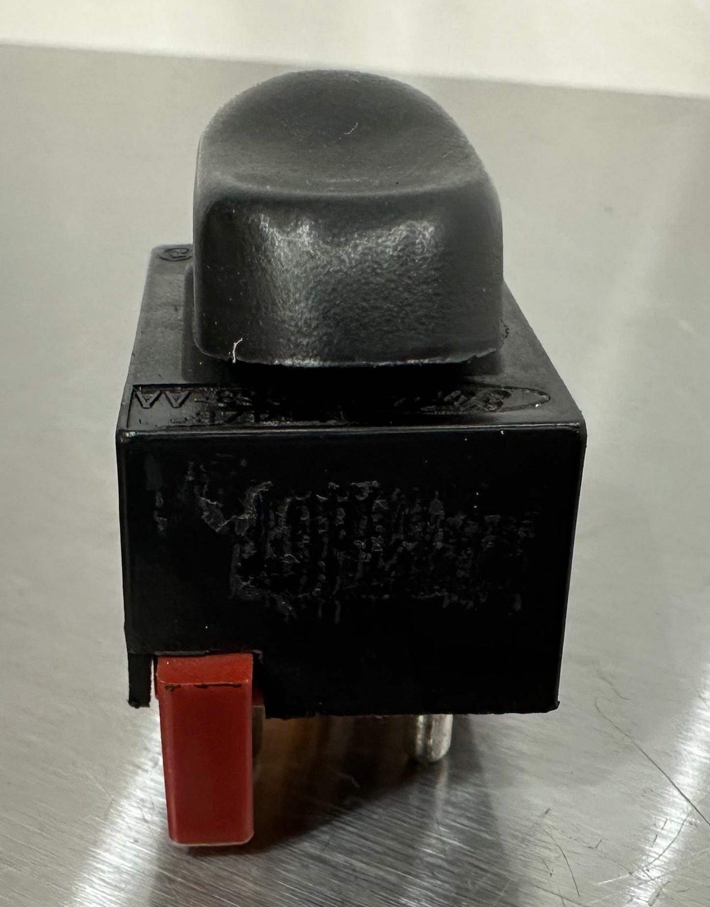 99-04 Ford Mustang Power Door Lock Switch OEM F4ZB-14963-AA #02