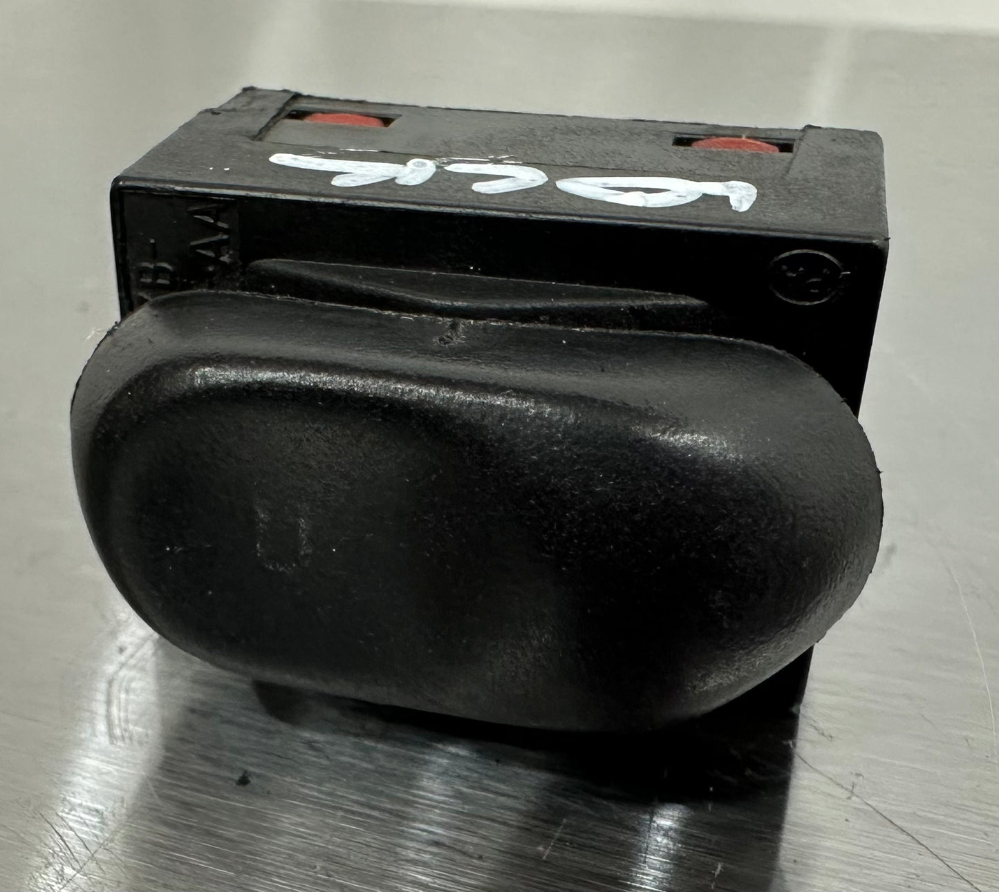 99-04 Ford Mustang Power Door Lock Switch OEM F4ZB-14963-AA #02