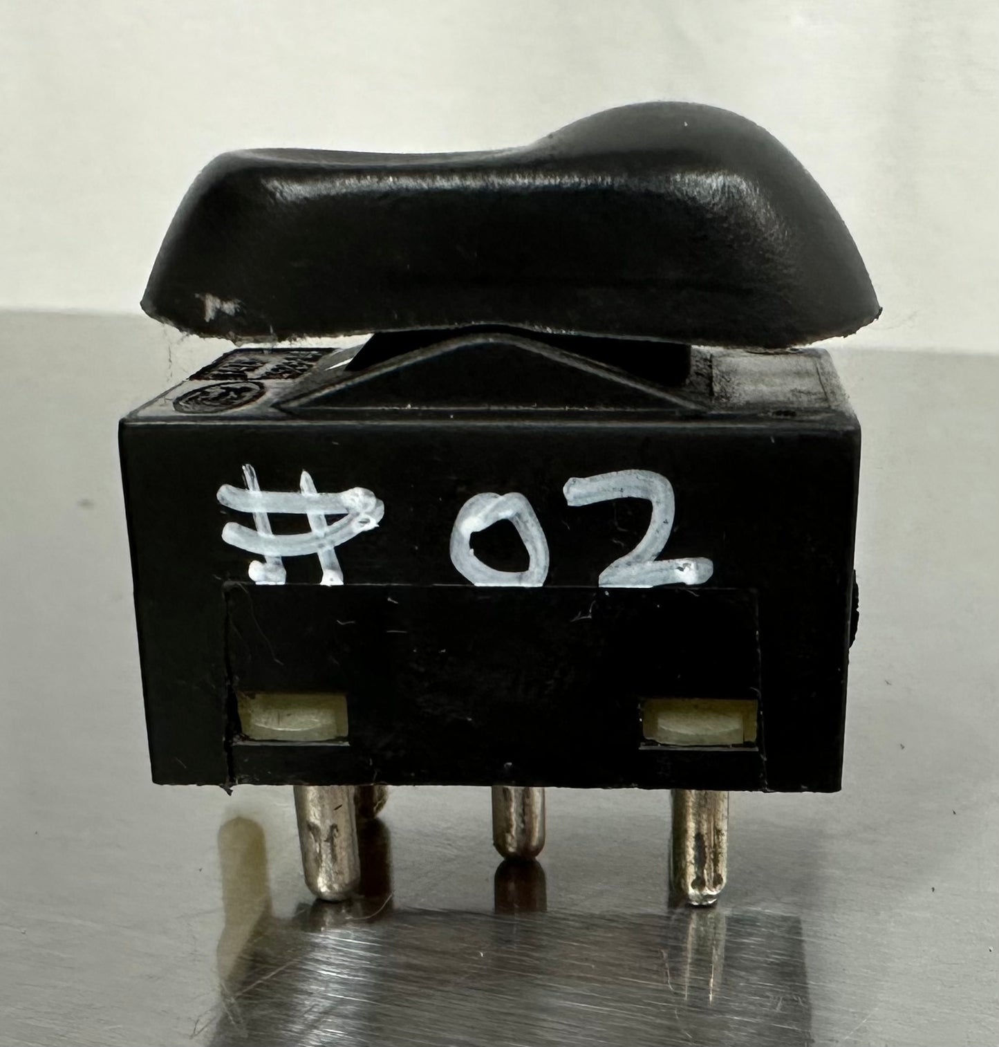 99-04 Ford Mustang Power Window Switch Button OEM F4ZB-14529-AA #02