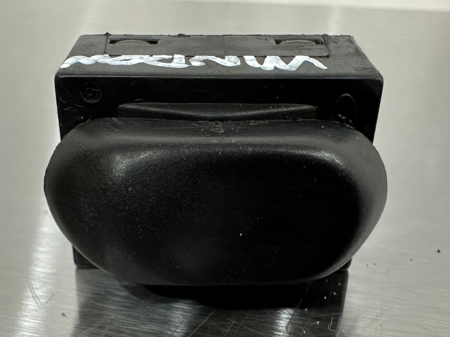 99-04 Ford Mustang Power Window Switch Button OEM F4ZB-14529-AA #02