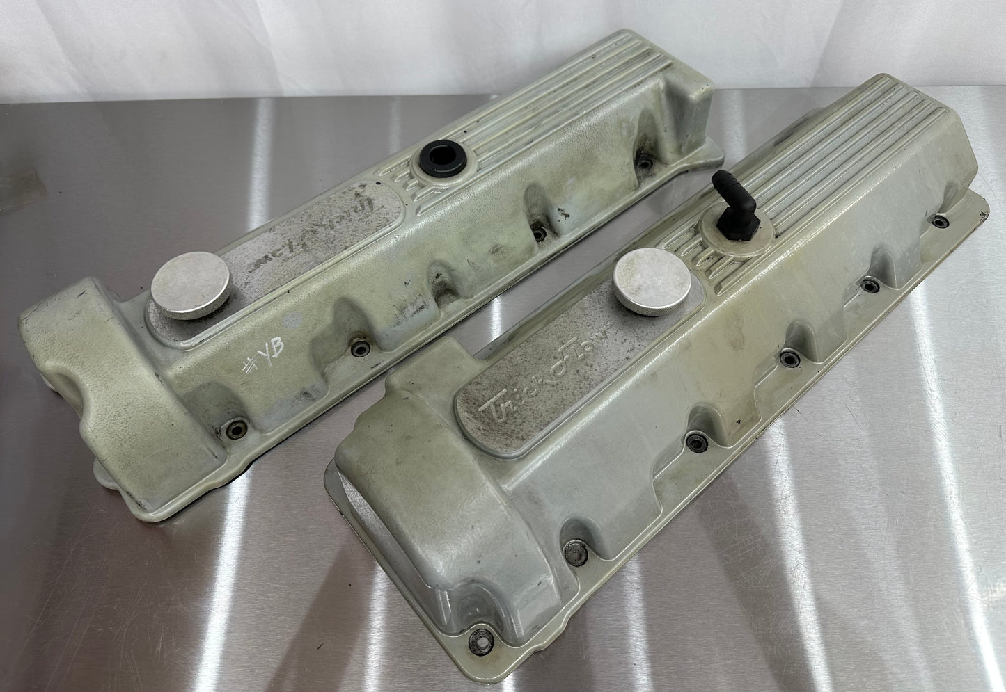 99-04 Ford Mustang Trick Flow Valve Covers W/ Bolts Aftermarket #YB