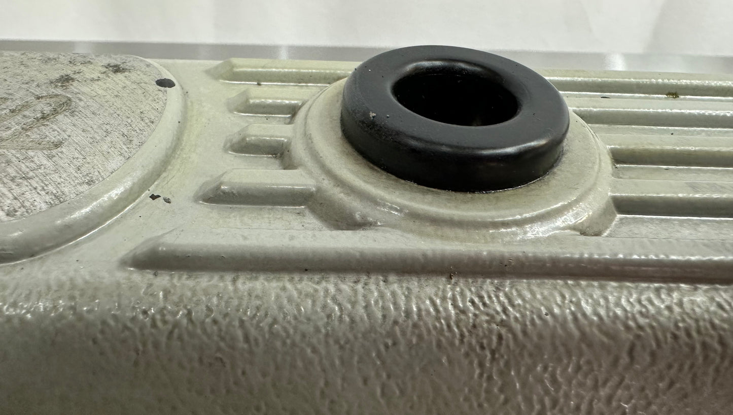 99-04 Ford Mustang Trick Flow Valve Covers W/ Bolts Aftermarket #YB