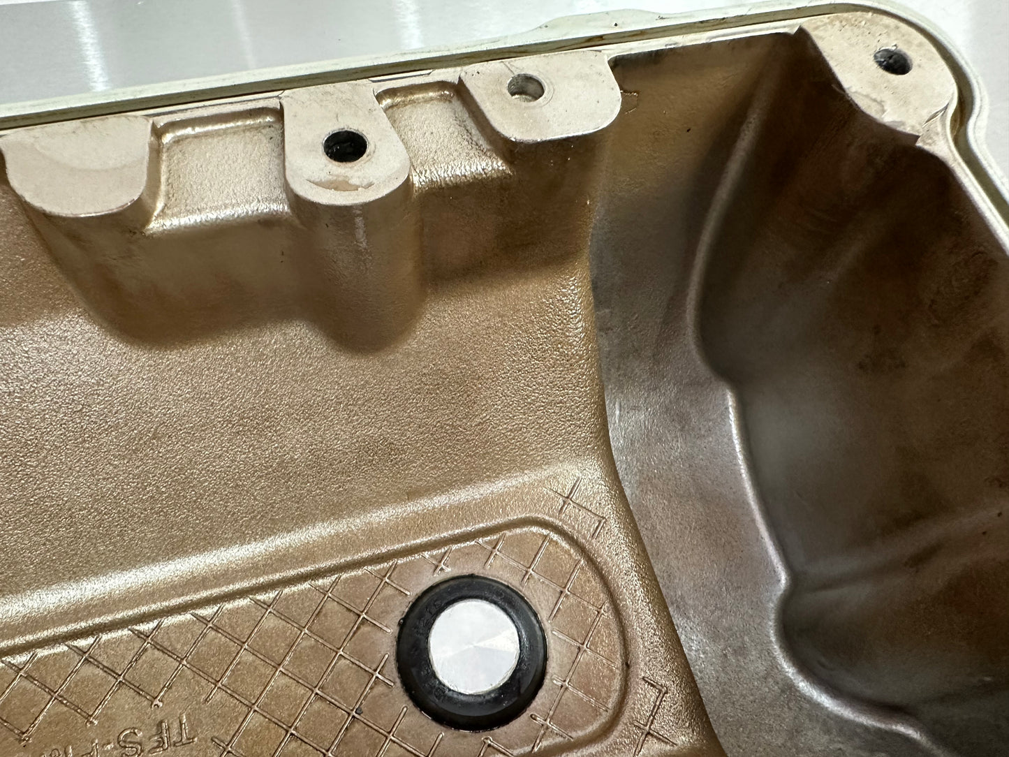 99-04 Ford Mustang Trick Flow Valve Covers W/ Bolts Aftermarket #YB