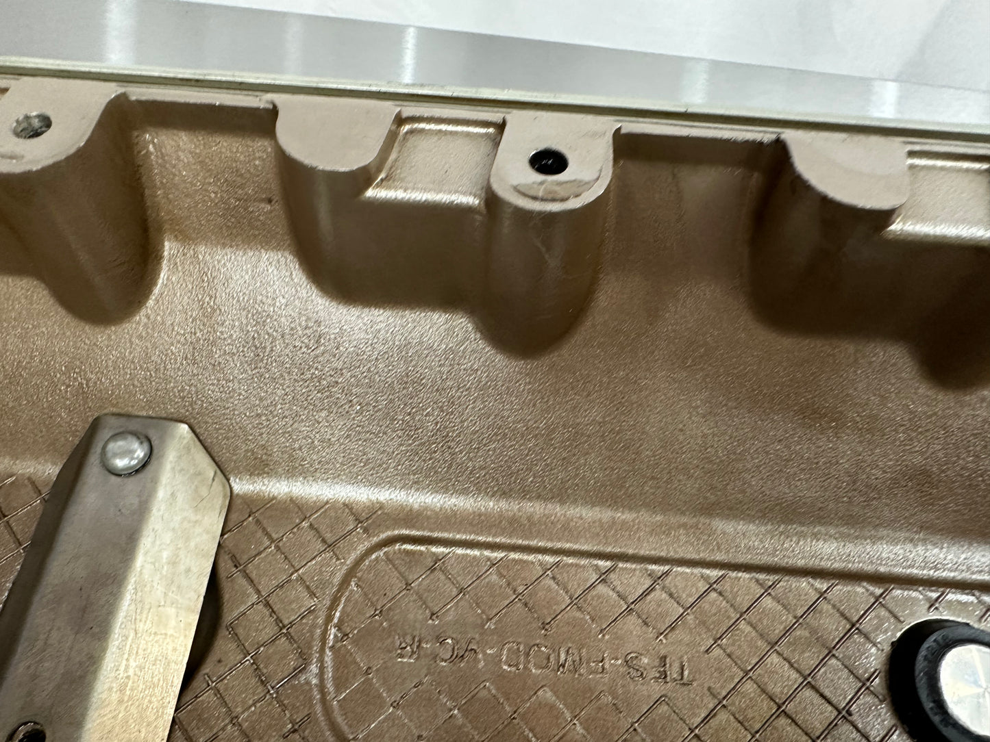 99-04 Ford Mustang Trick Flow Valve Covers W/ Bolts Aftermarket #YB