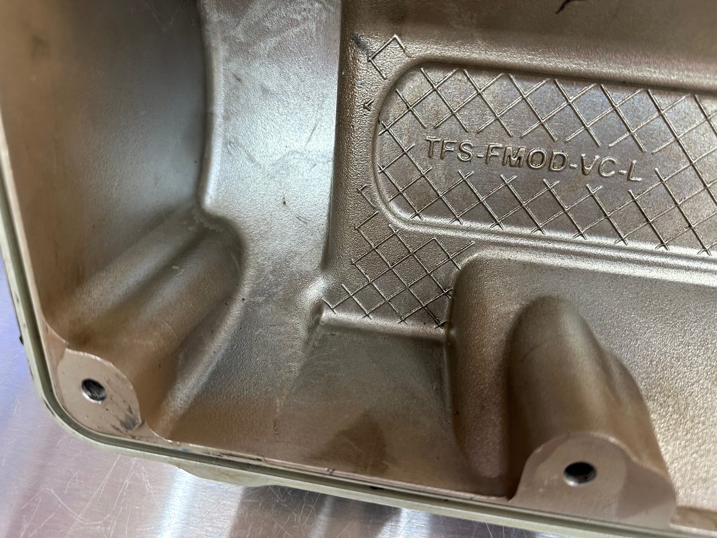 99-04 Ford Mustang Trick Flow Valve Covers W/ Bolts Aftermarket #YB