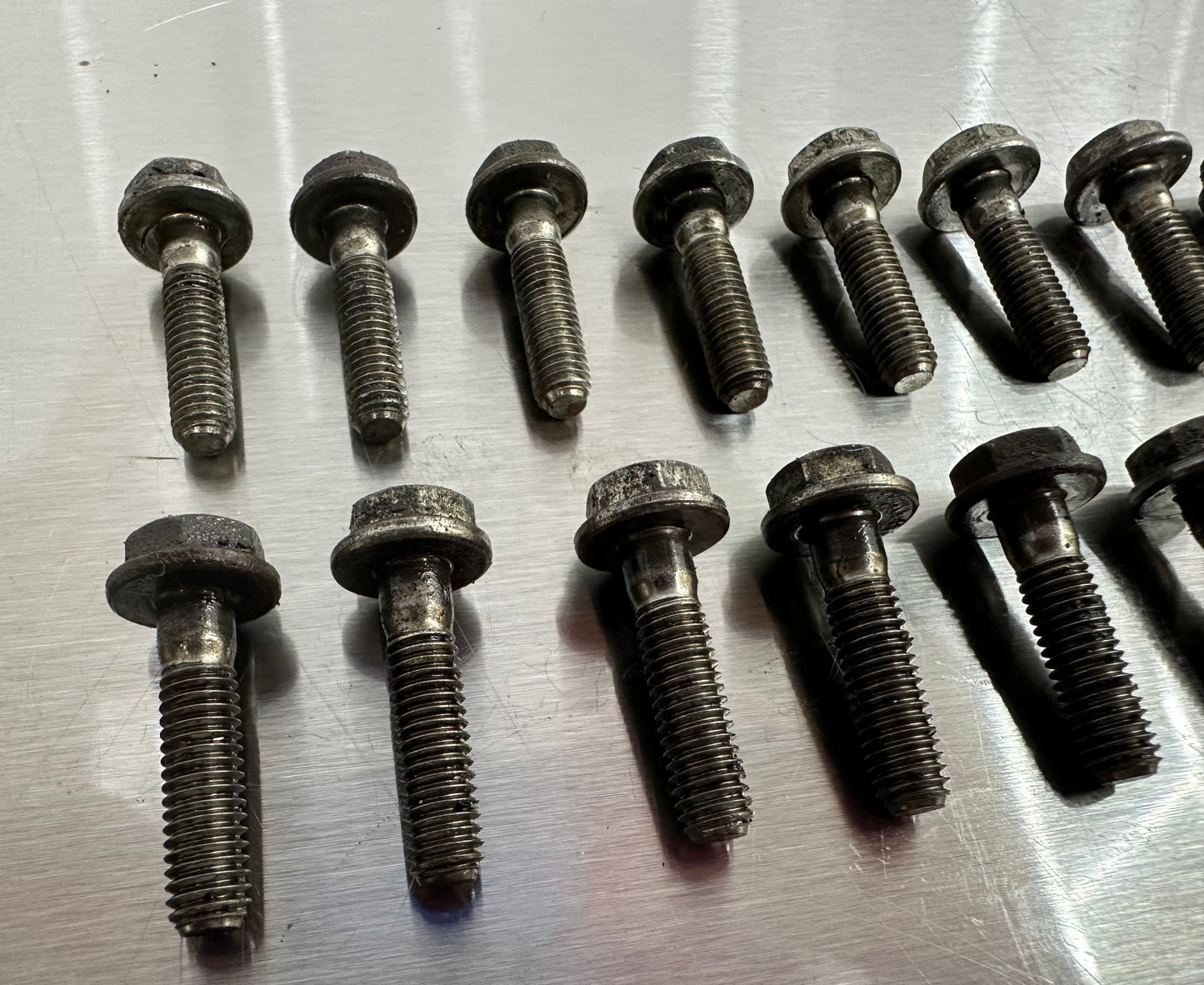 99-04 Ford Mustang Trick Flow Valve Covers W/ Bolts Aftermarket #YB