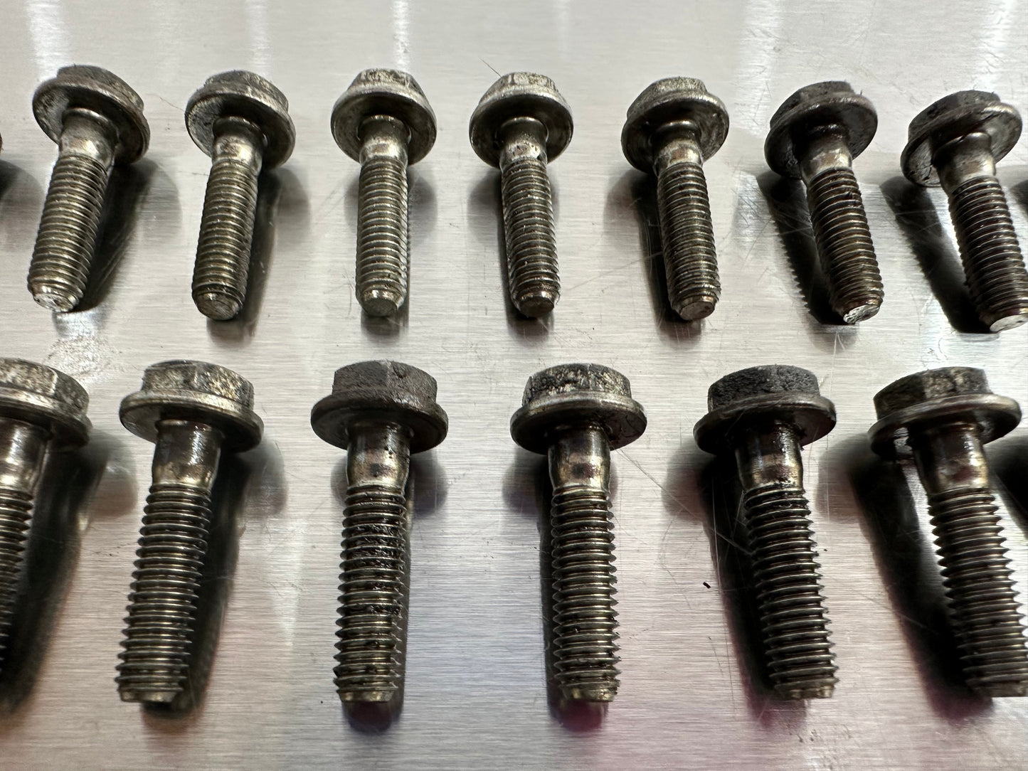 99-04 Ford Mustang Trick Flow Valve Covers W/ Bolts Aftermarket #YB