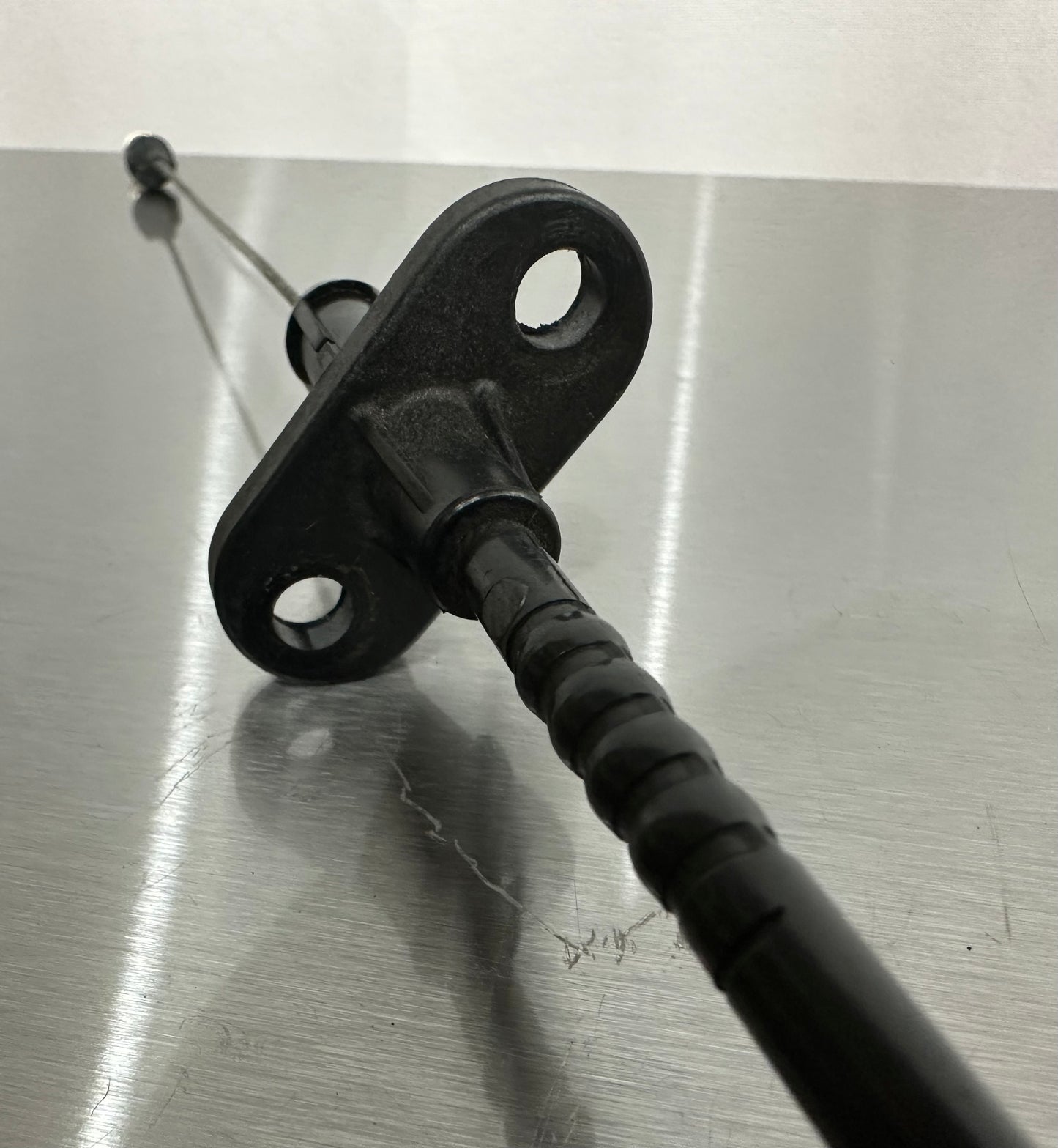 99-04 Ford Mustang GT Throttle Cable OEM F8ZC-9A758-CC #01