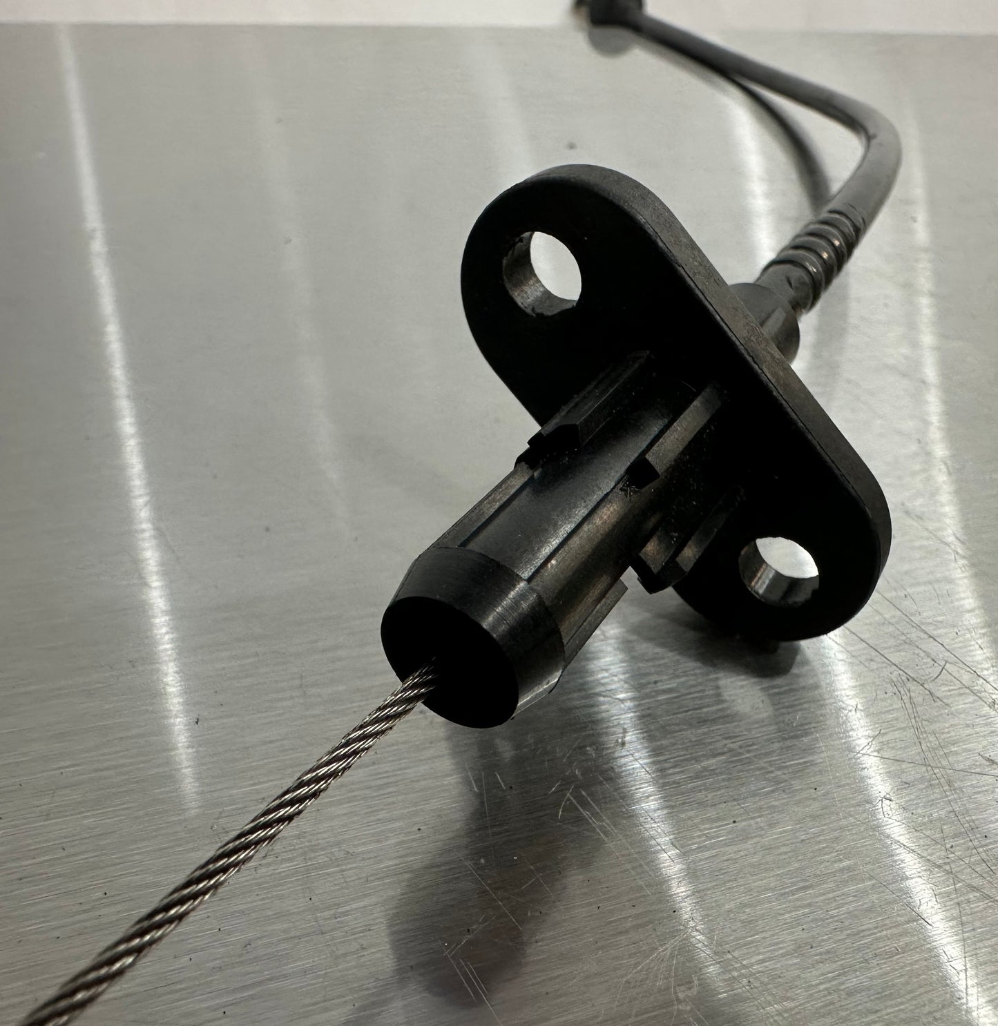 99-04 Ford Mustang GT Throttle Cable OEM F8ZC-9A758-CC #01