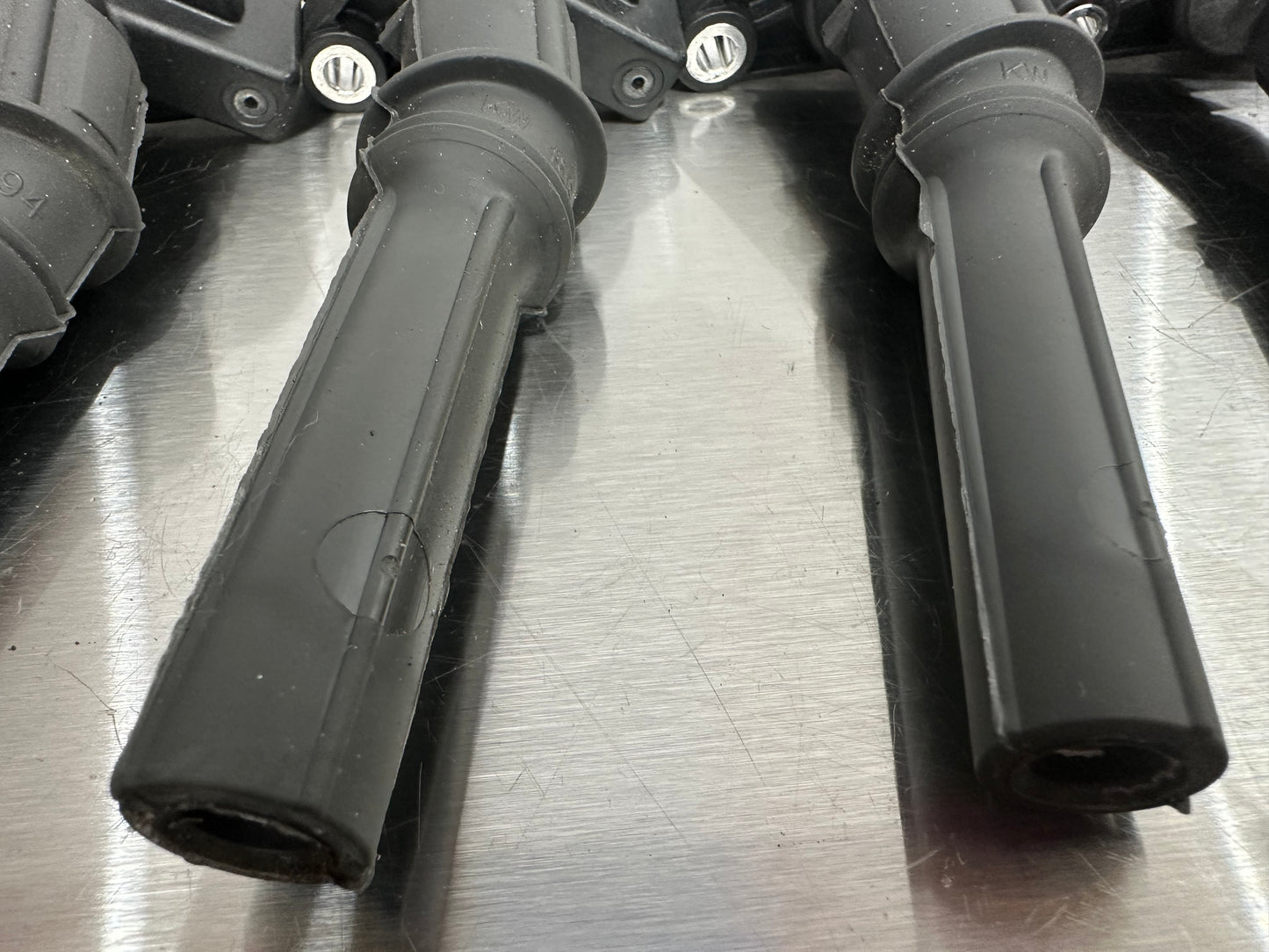 99-04 Ford Mustang GT Motorcraft Ignition Coils OEM 8W7E-12A366-AA #01