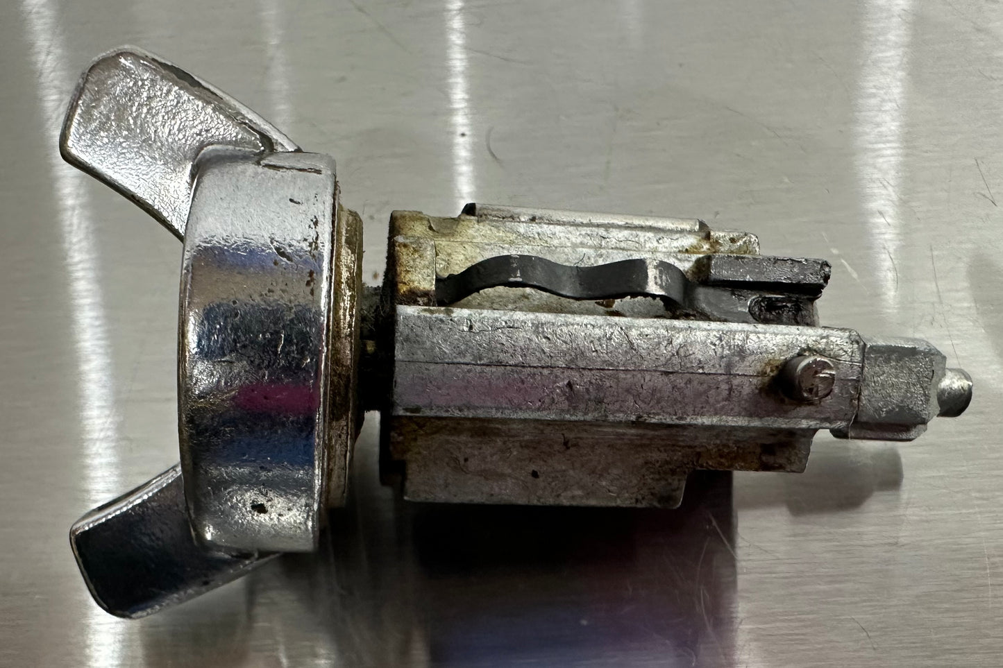 80-86 Ford F150 F250 Ignition W/ Key OEM #T83