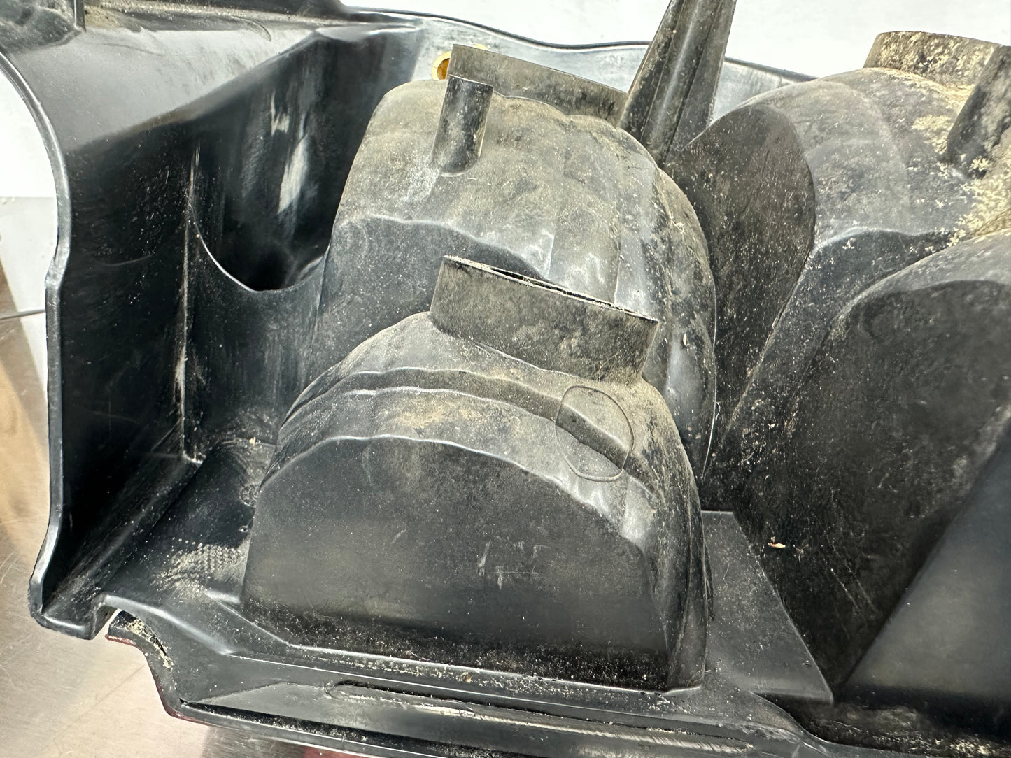 99-04 Ford Mustang Rear Tail Lights Assembly (Pair) XR33-13B505, XR33-13B504 OEM #01