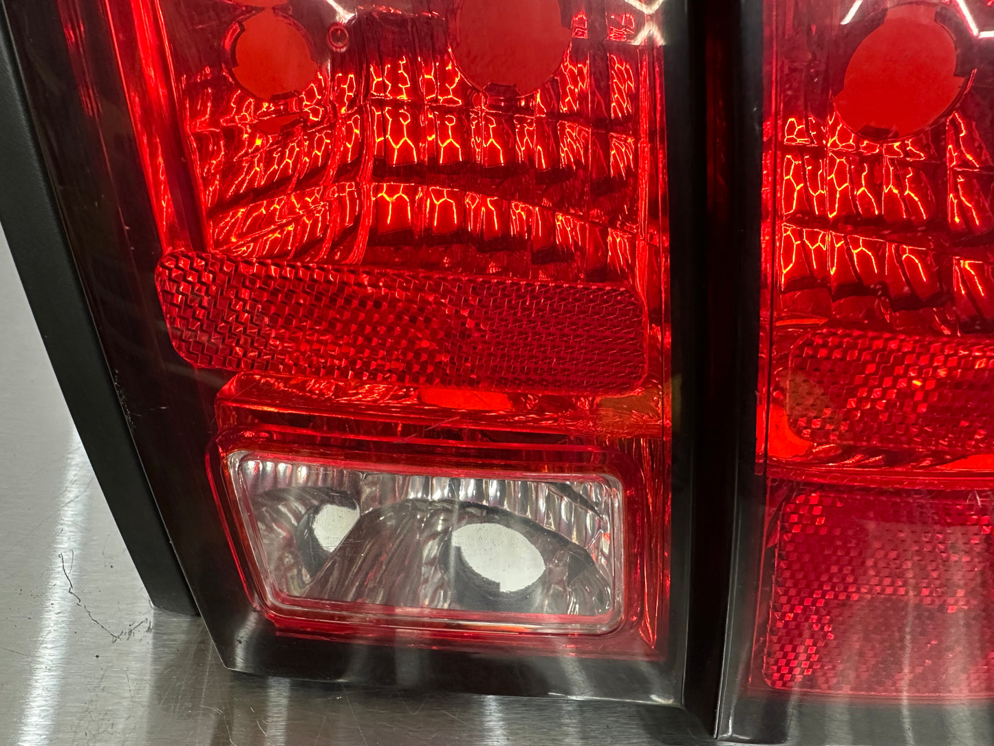 99-04 Ford Mustang Rear Tail Lights Assembly (Pair) XR33-13B505, XR33-13B504 OEM #01