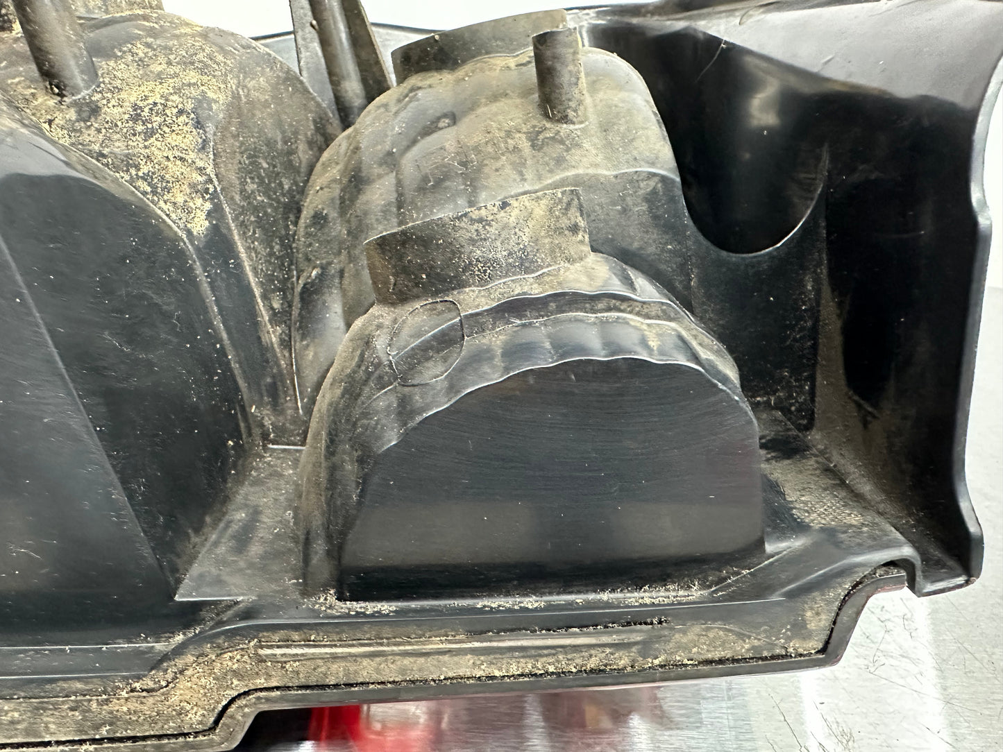 99-04 Ford Mustang Rear Tail Lights Assembly (Pair) XR33-13B505, XR33-13B504 OEM #01