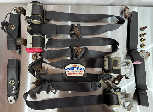 99-04 Ford Mustang Front and Rear Seat Belt Set W/ Bolts OEM #01
