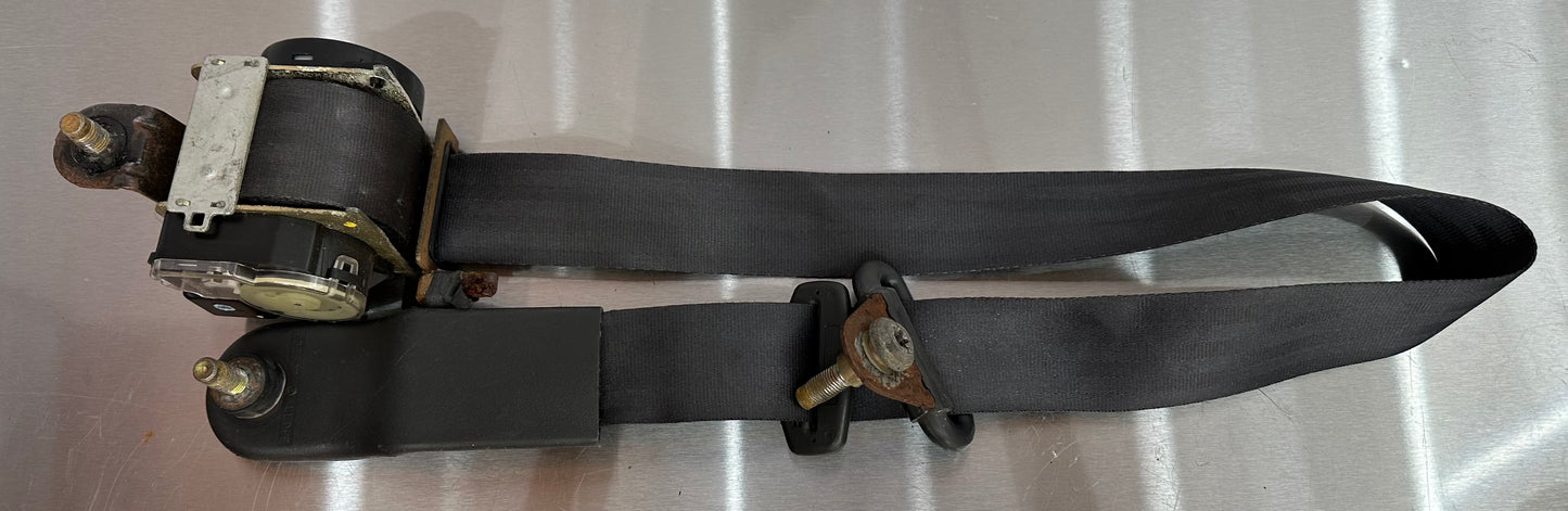 99-04 Ford Mustang Front and Rear Seat Belt Set W/ Bolts OEM #01
