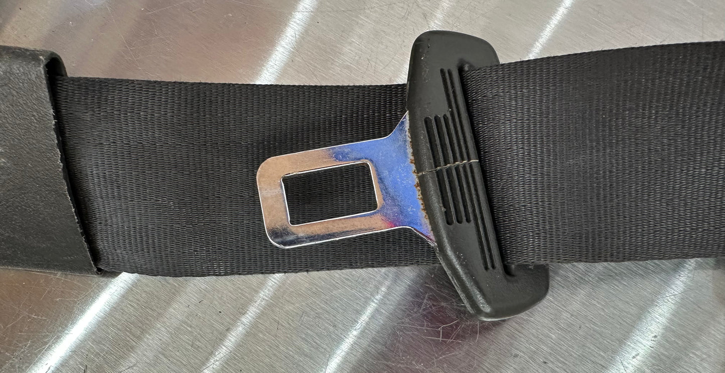 99-04 Ford Mustang Front and Rear Seat Belt Set W/ Bolts OEM #01