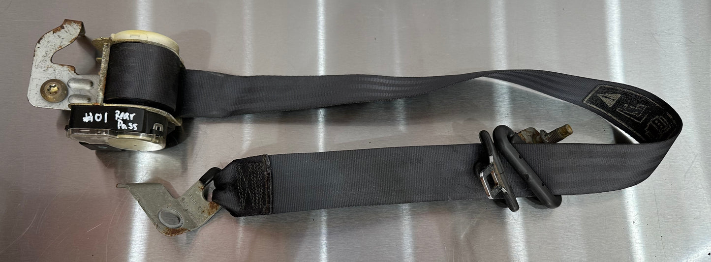 99-04 Ford Mustang Front and Rear Seat Belt Set W/ Bolts OEM #01