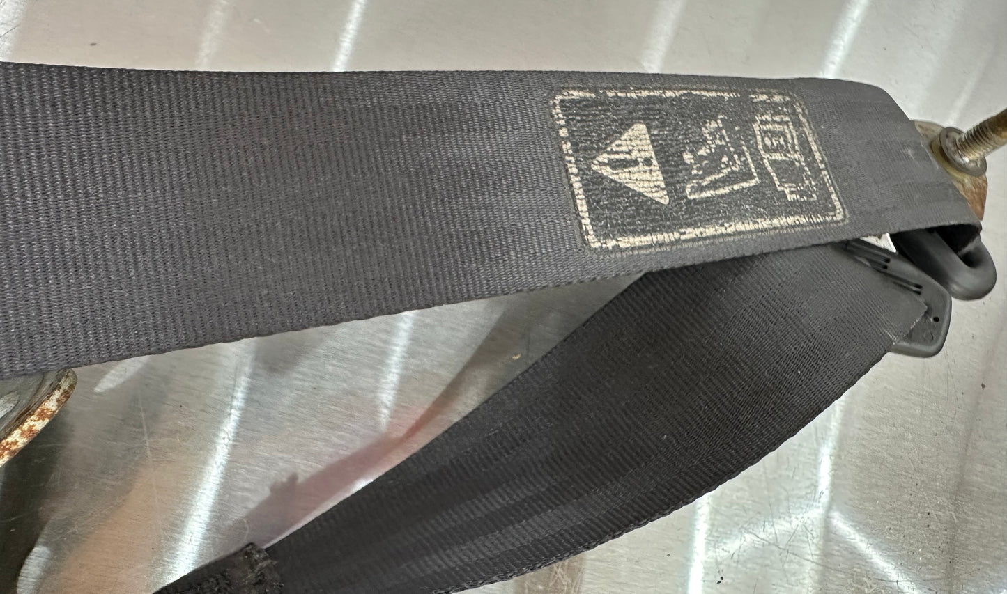 99-04 Ford Mustang Front and Rear Seat Belt Set W/ Bolts OEM #01