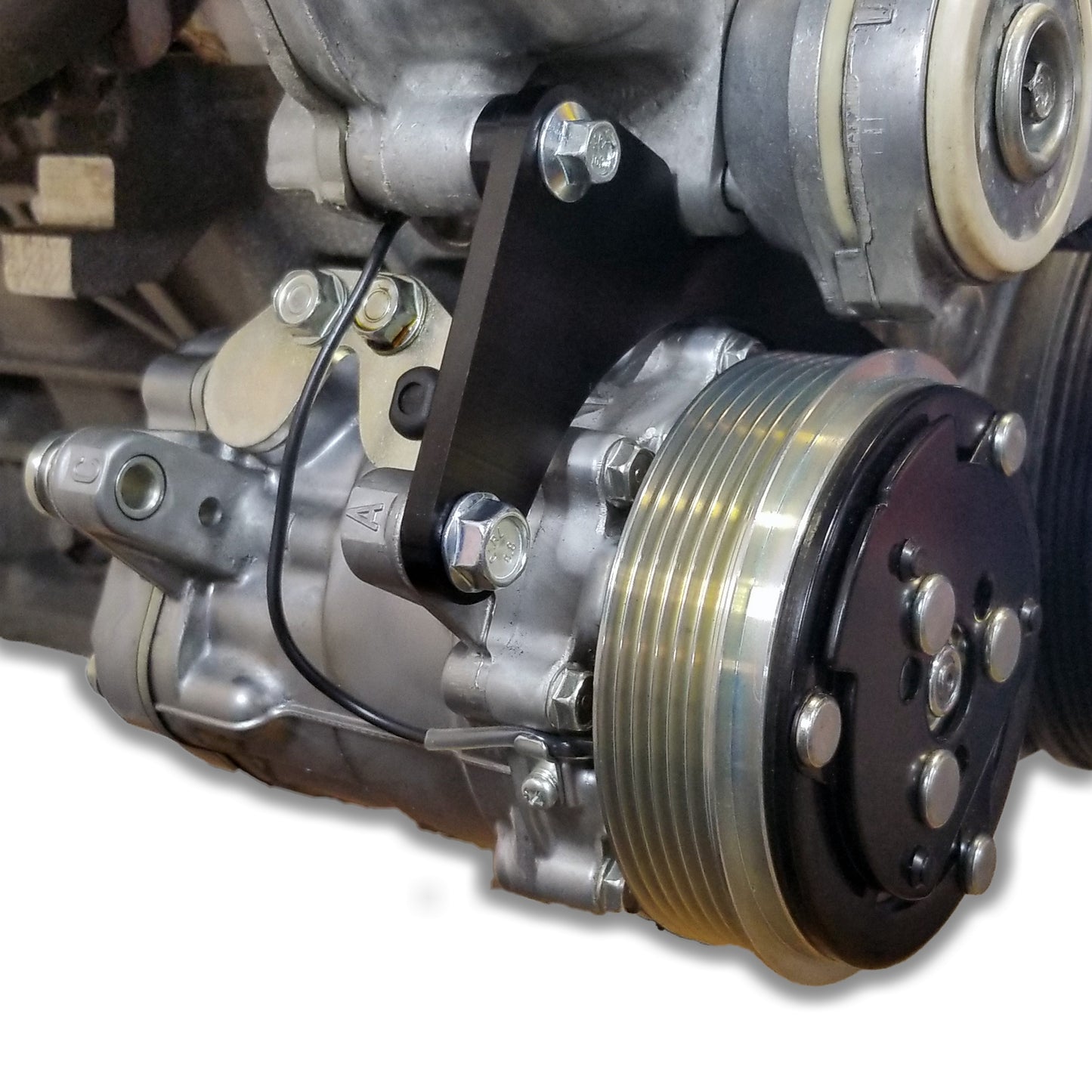 Naturally Aspirated 5.0L Coyote Speed Drive for Sanden Compressor